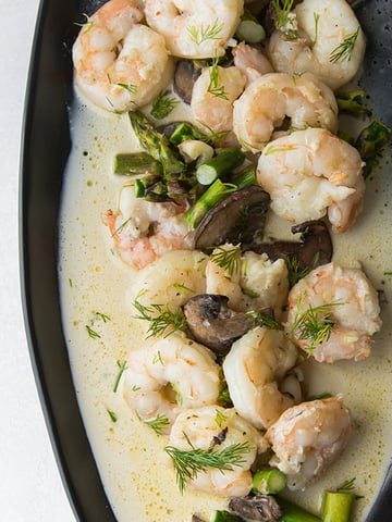 Creamy Shrimp with Asparagus and Mushrooms 4x3 (1 of 1)