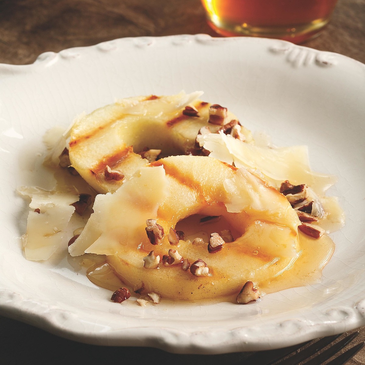 grilled apples with cheese and honey