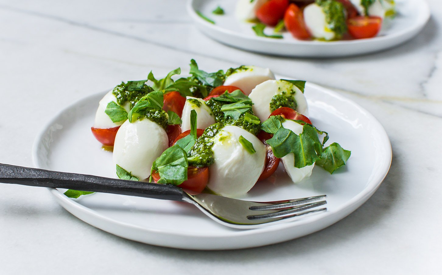 Tomato Mozzarella Salad 4 (1 of 1)